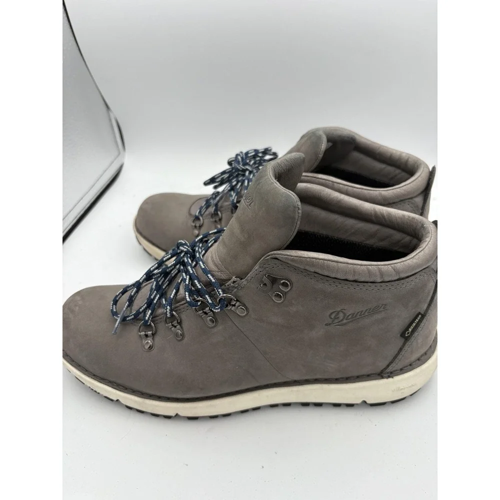 Danner Tramline 917 Boots Mens Size 10 Gray Leather GORE-TEX Waterproof Vibram